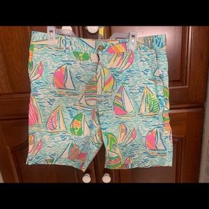 COPY - Lilly Pulitzer Men’s Stuff. Mens shorts. Sailboat. Size 34. Fitz short.